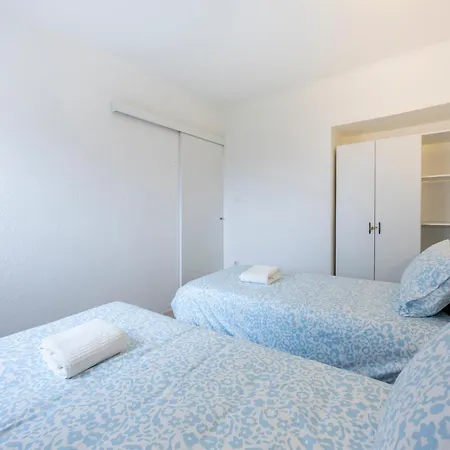 Appartement T1 Clube Da Rocha -500m Da *